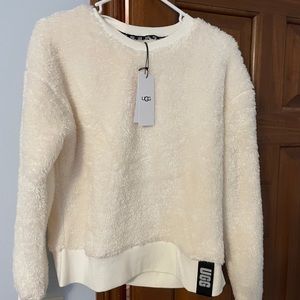 New with tags UGG sweatshirt size M